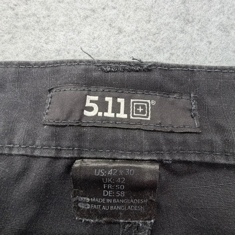 5.11 Tactical Mens Black Cargo Pants 42x30 Relaxed Fit‎ Workwear Utility Pants